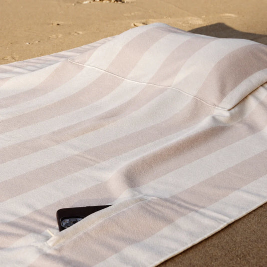 Naluu - Premium All-in-One Beach Towel