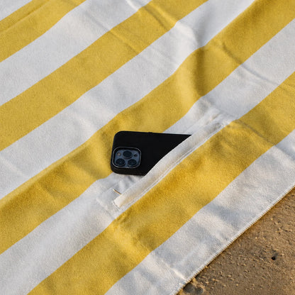 Naluu - Premium All-in-One Beach Towel