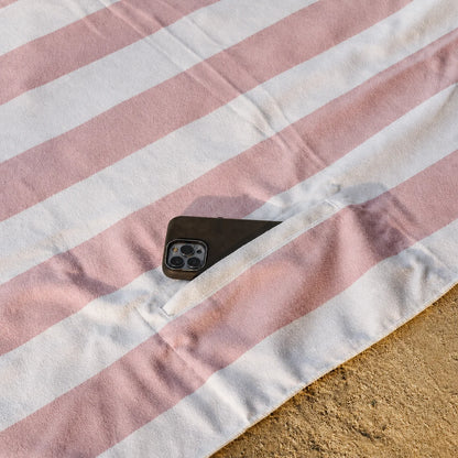 Naluu - Premium All-in-One Beach Towel